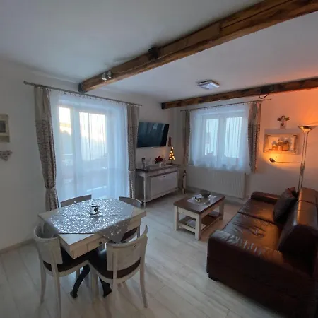 شقة Maliarik ديمانوفْشكا دولِنا